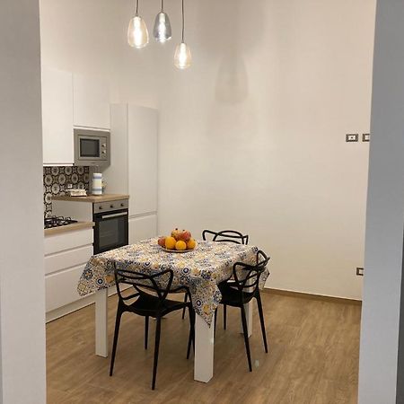 Casa Vacanze Al Trenta3 Marsala Eksteriør billede
