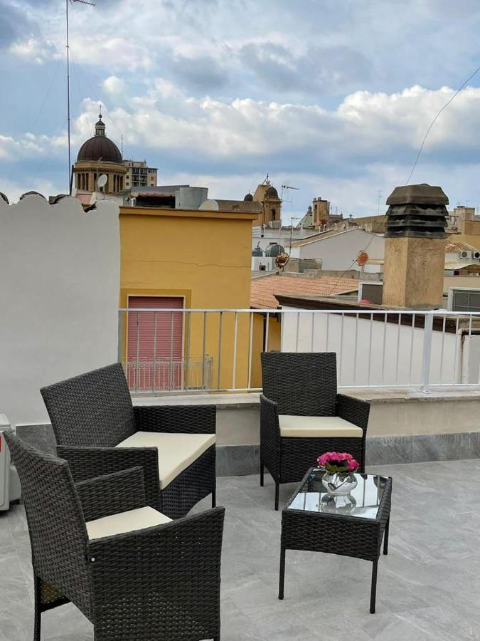 Casa Vacanze Al Trenta3 Marsala Eksteriør billede